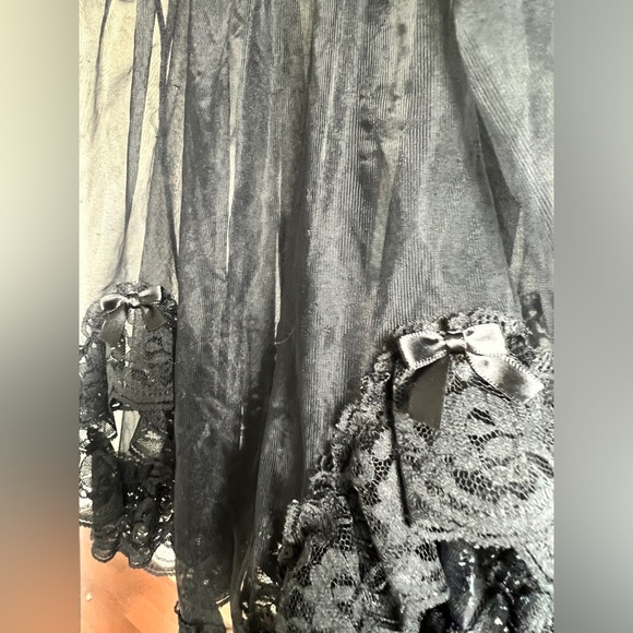 Vintage 90s Kasara Black Nylon Coquette Nightgown Sleepwear Lingerie Top Small - Picture 4 of 10